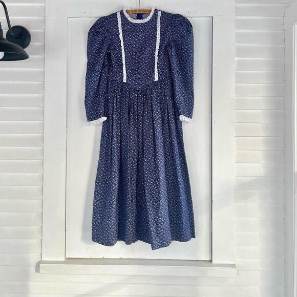 Vintage Dresses & Skirts - Vintage Handmade Floral Cotton Cottage Prairie Dress w/ Matching Bonnet XS 0 2 4